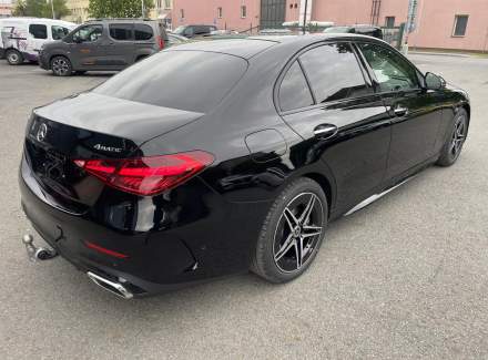 Mercedes-Benz - C-class