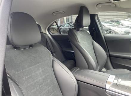 Mercedes-Benz - C-class