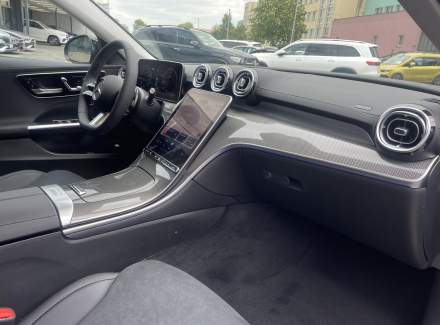 Mercedes-Benz - C-class