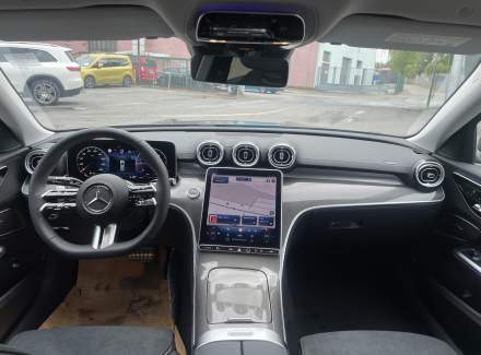 Mercedes-Benz - C-class