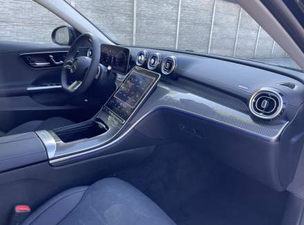 Mercedes-Benz - C-class