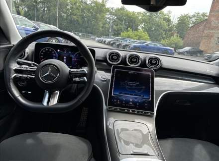 Mercedes-Benz - C-class