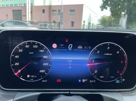 Mercedes-Benz - C-class