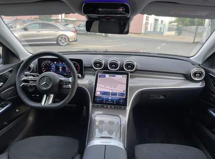 Mercedes-Benz - C-class