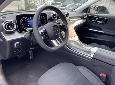 Mercedes-Benz - C-class