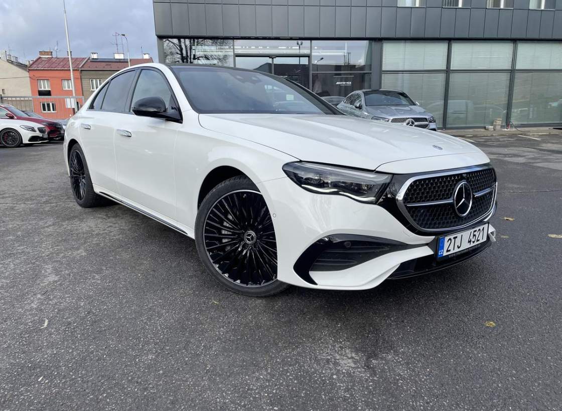 Mercedes-Benz - E-class