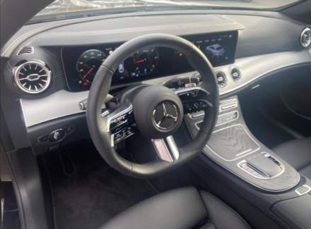 Mercedes-Benz - E-class