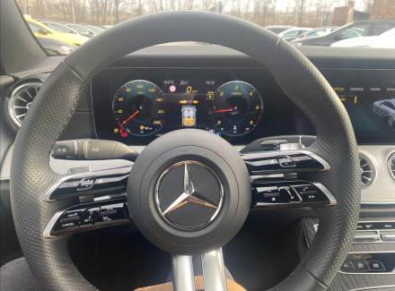 Mercedes-Benz - E-class