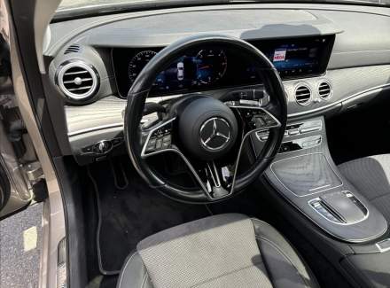 Mercedes-Benz - E-class