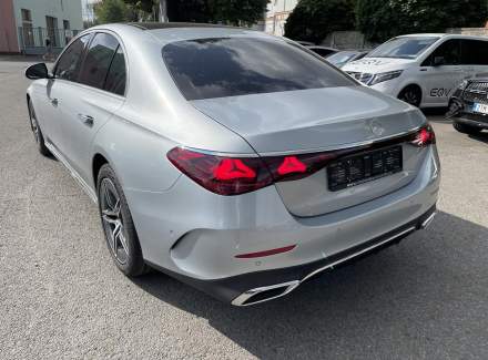 Mercedes-Benz - E-class