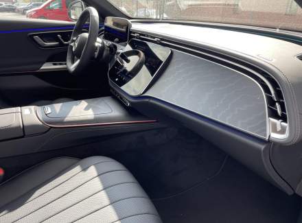 Mercedes-Benz - E-class