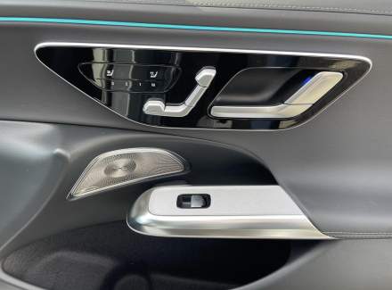 Mercedes-Benz - E-class