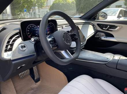 Mercedes-Benz - E-class