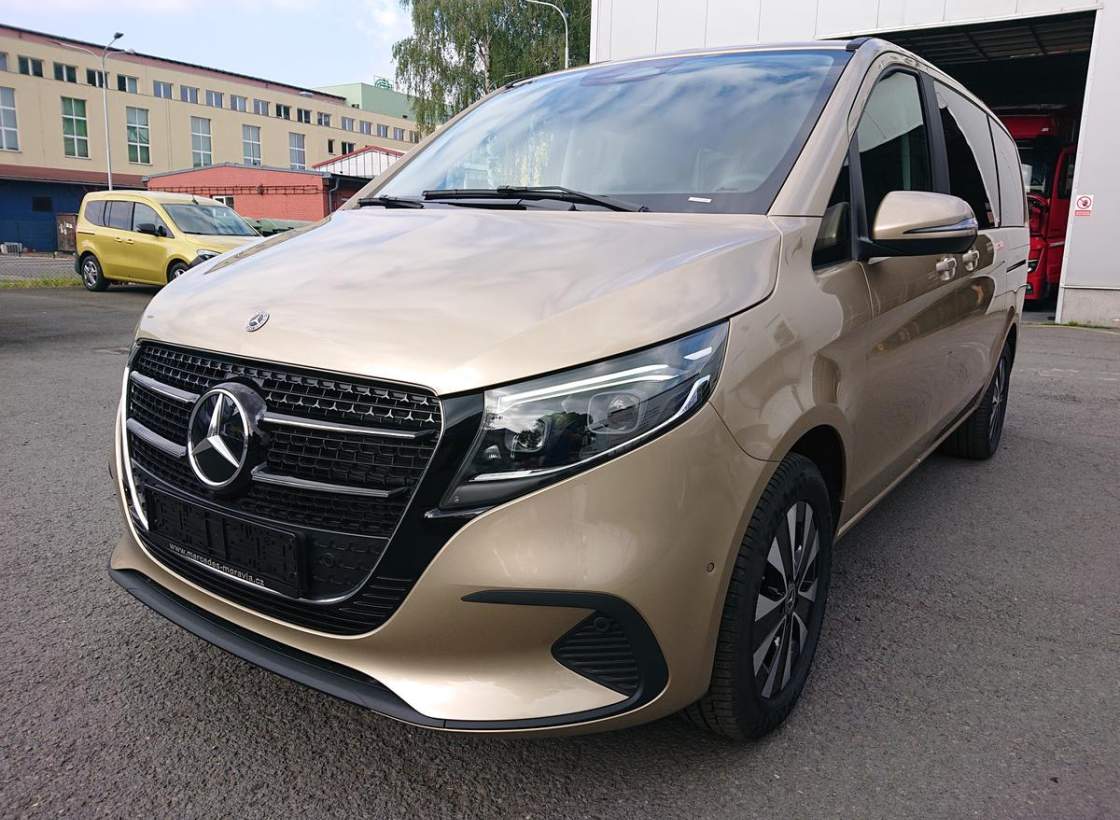 Mercedes-Benz - V-class