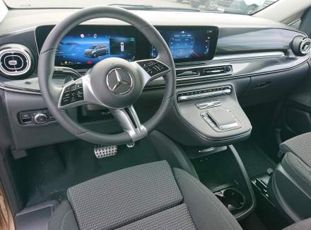 Mercedes-Benz - V-class