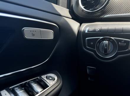 Mercedes-Benz - V-class