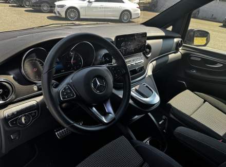 Mercedes-Benz - V-class