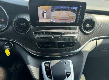 Mercedes-Benz - V-class