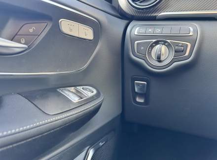 Mercedes-Benz - V-class