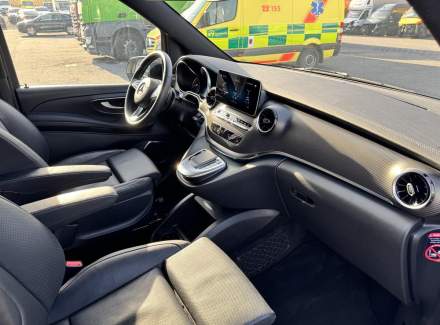 Mercedes-Benz - V-class