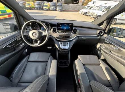 Mercedes-Benz - V-class