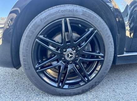 Mercedes-Benz - V-class