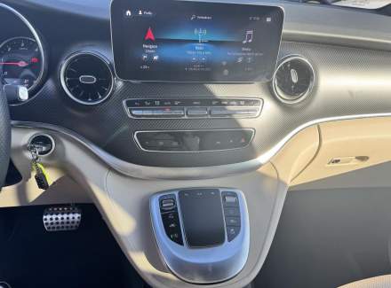 Mercedes-Benz - V-class