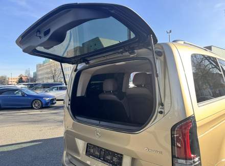 Mercedes-Benz - V-class