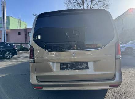 Mercedes-Benz - V-class