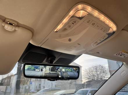 Mercedes-Benz - V-class