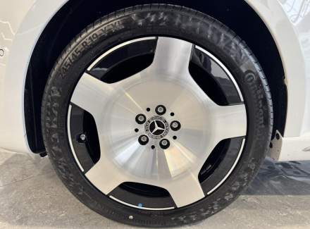 Mercedes-Benz - V-class