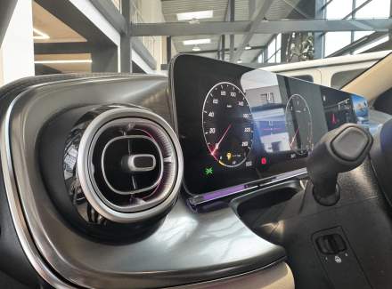 Mercedes-Benz - V-class