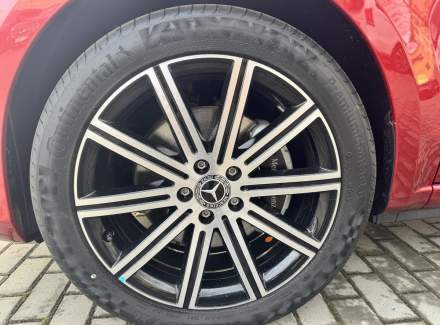 Mercedes-Benz - V-class