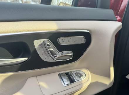 Mercedes-Benz - V-class