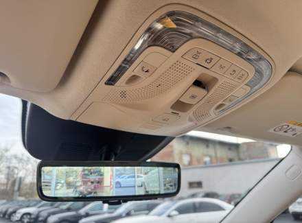 Mercedes-Benz - V-class