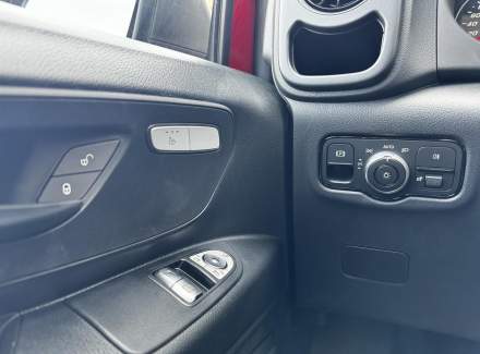 Mercedes-Benz - Vito