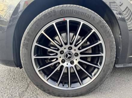 Mercedes-Benz - Vito