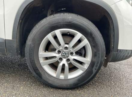 Volkswagen - Tiguan