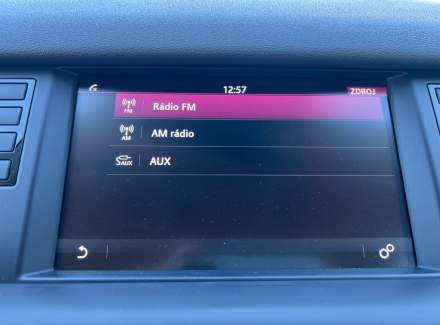 Land Rover - Discovery Sport