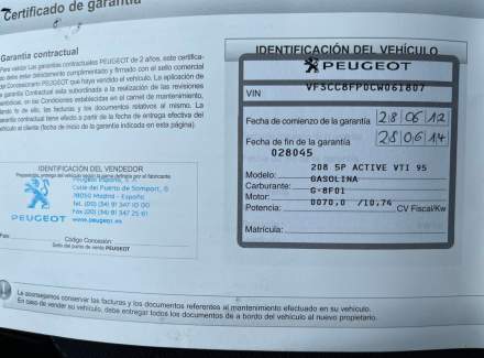 Peugeot - 208