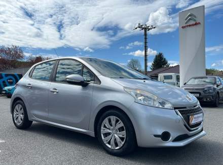 Peugeot - 208