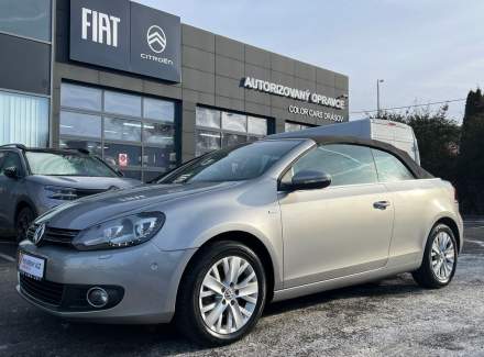 Volkswagen - Golf