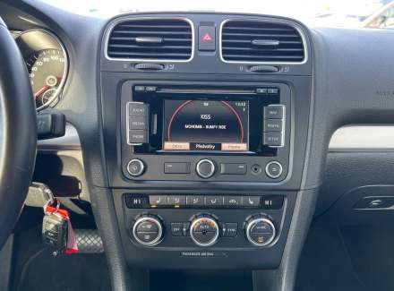 Volkswagen - Golf