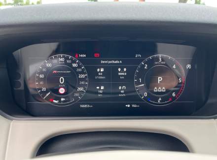 Land Rover - Range Rover Velar