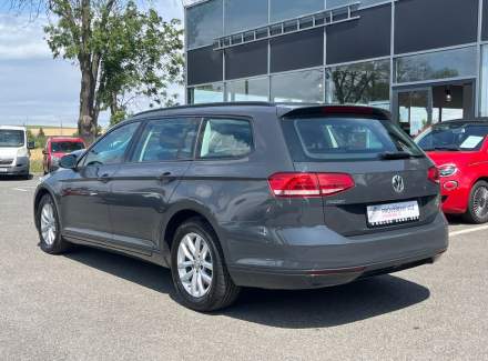 Volkswagen - Passat