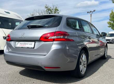 Peugeot - 308