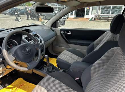 Renault - Megane