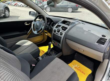 Renault - Megane