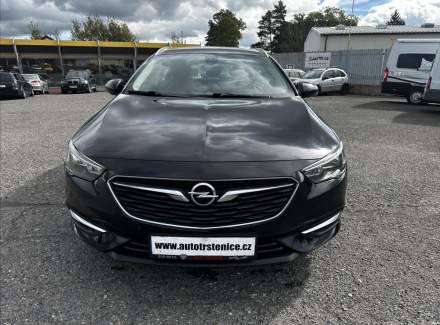 Opel - Insignia
