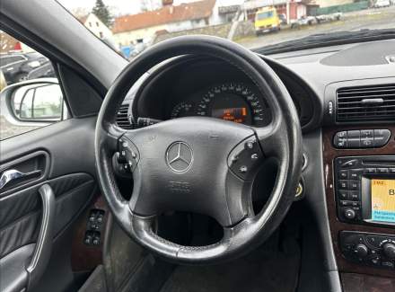 Mercedes-Benz - C-class